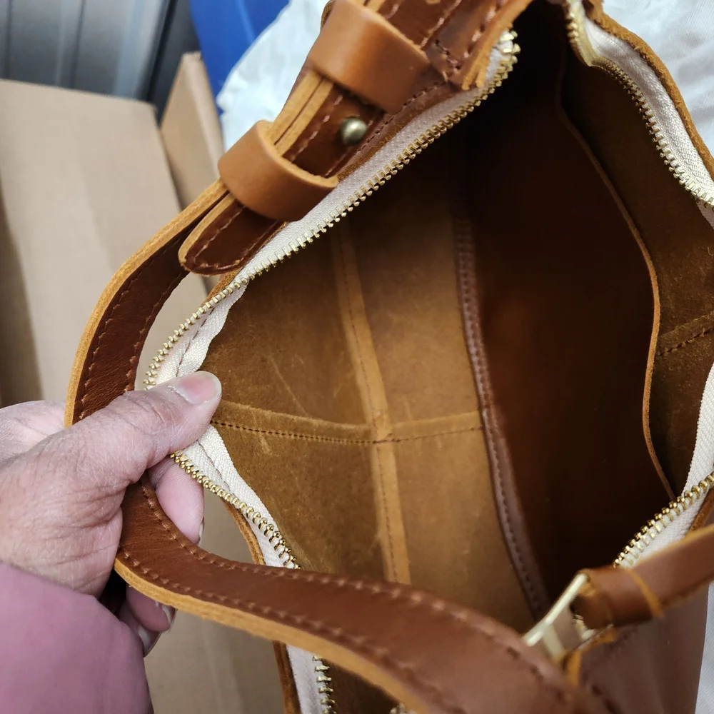 Portland Leather Goods Nora Shoulder Bag - Picture 7 of 11